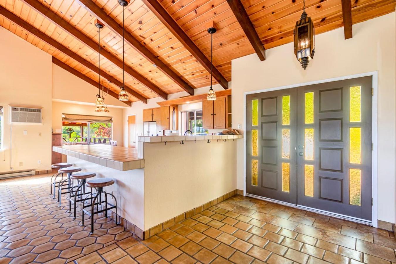 10-Acre Forest Villa, Single Floor, Hot Tub, Patio Oakhurst Exterior photo
