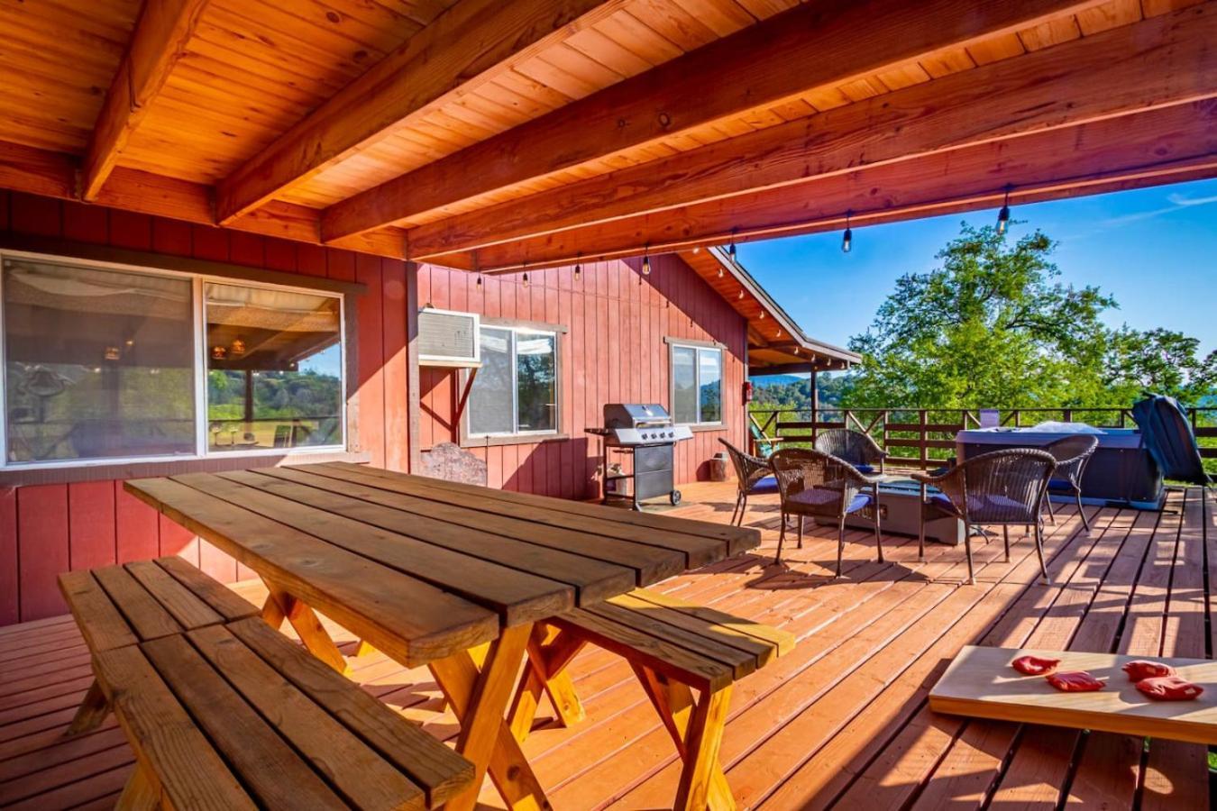 10-Acre Forest Villa, Single Floor, Hot Tub, Patio Oakhurst Exterior photo