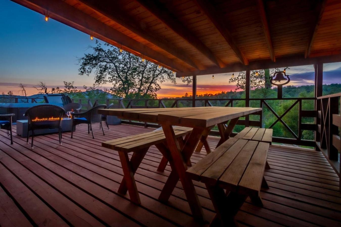 10-Acre Forest Villa, Single Floor, Hot Tub, Patio Oakhurst Exterior photo